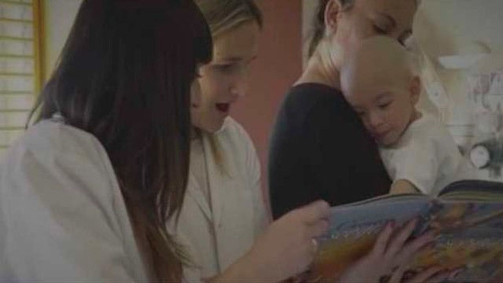 "Un achuchón por la UCI" infantil del Hospital Niño Jesús