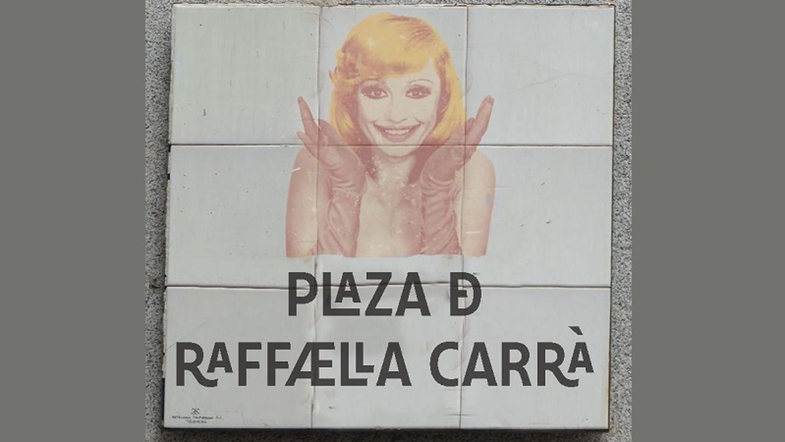 Plaza Raffaella Carrà