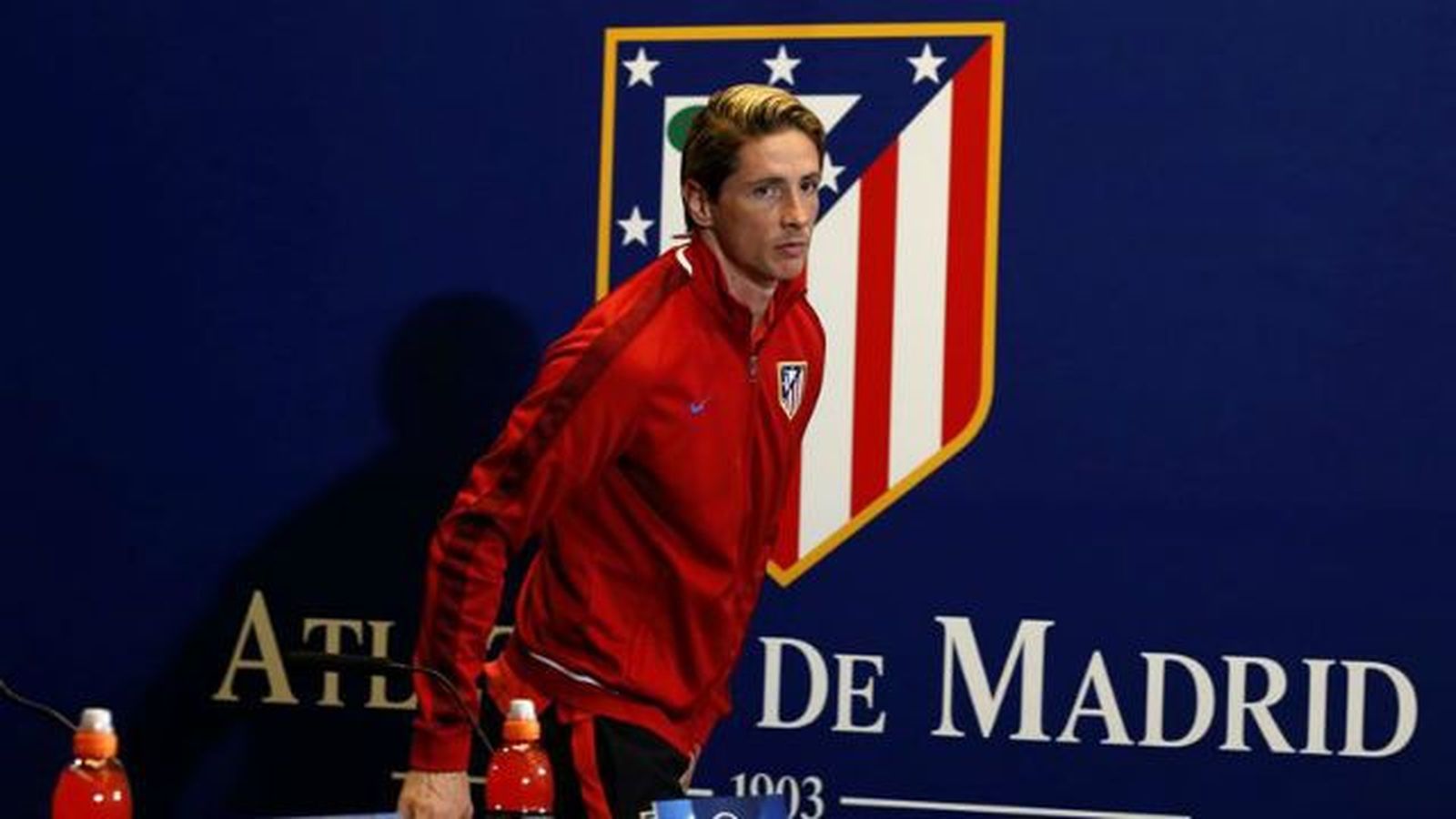 Simeone abre la puerta de salida a Fernando Torres