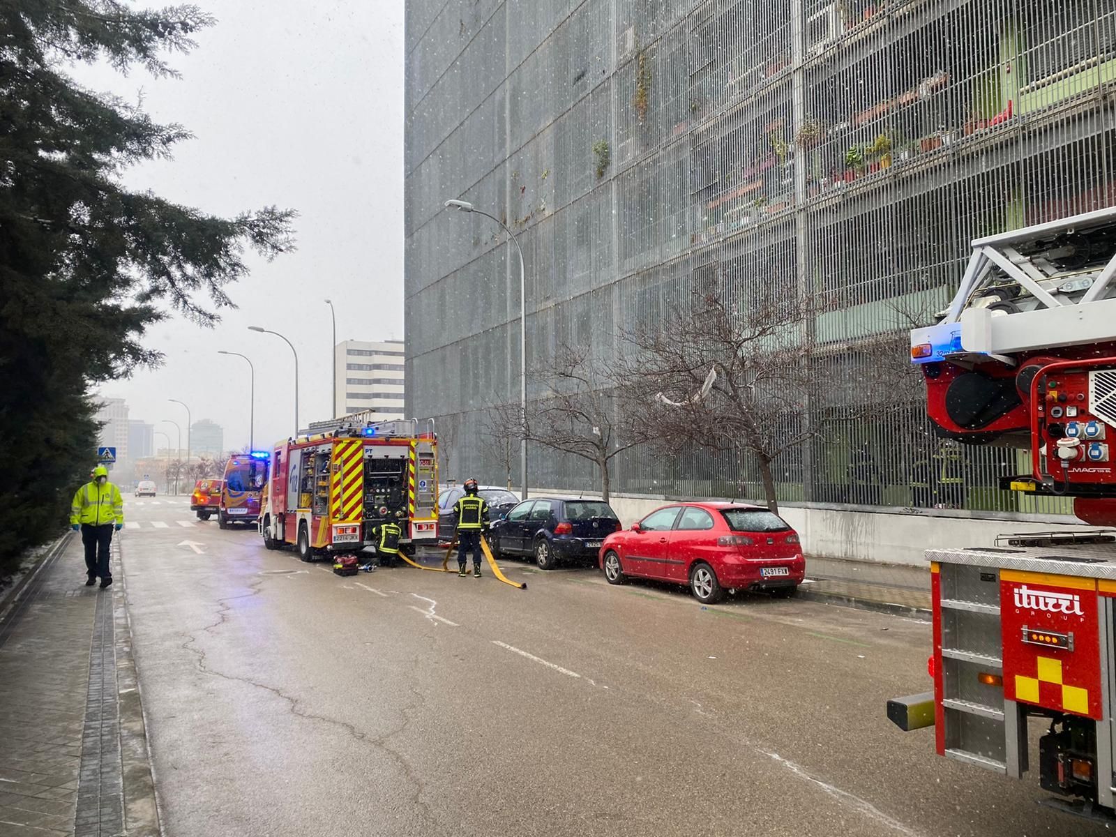 Los Bomberos del Ayuntamiento de Madrid han extinguido rápidamente el incendio