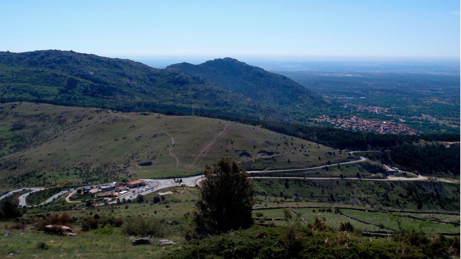 Imagen panorámica del puerto de la Cruz Verde