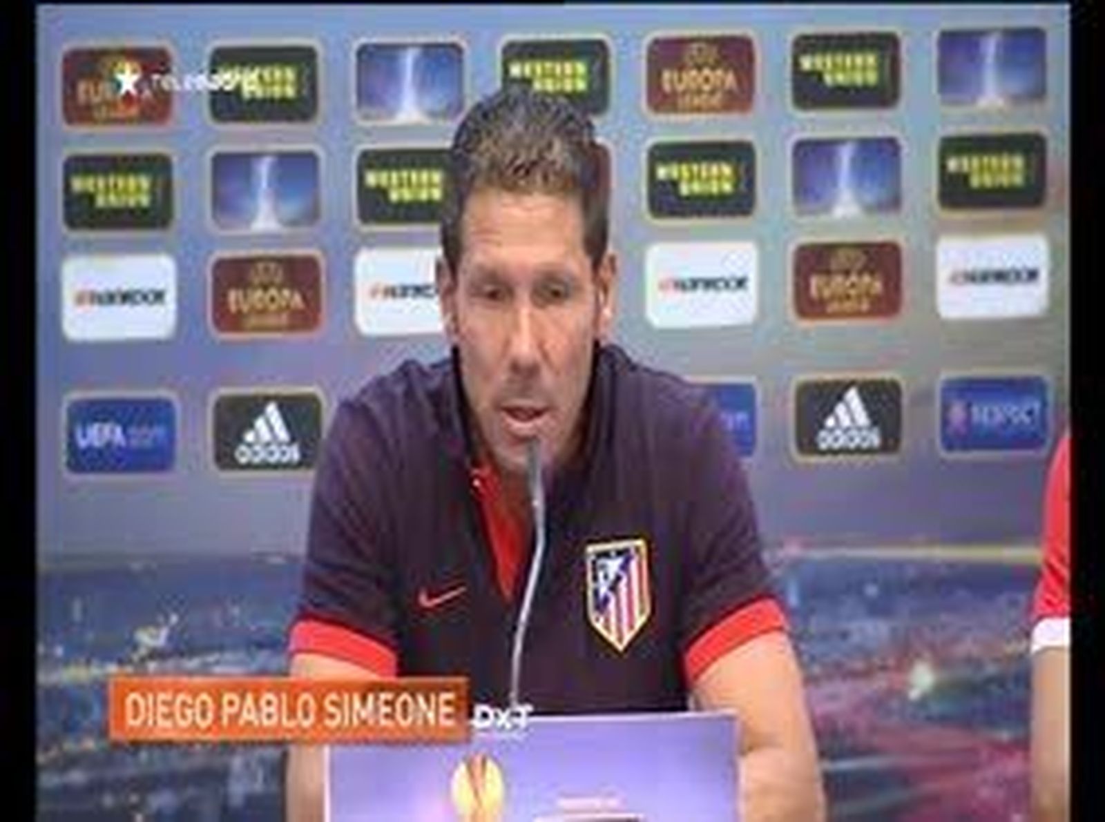 Simeone: "Los equipos importantes nunca miran para atrás, siempre adelante"