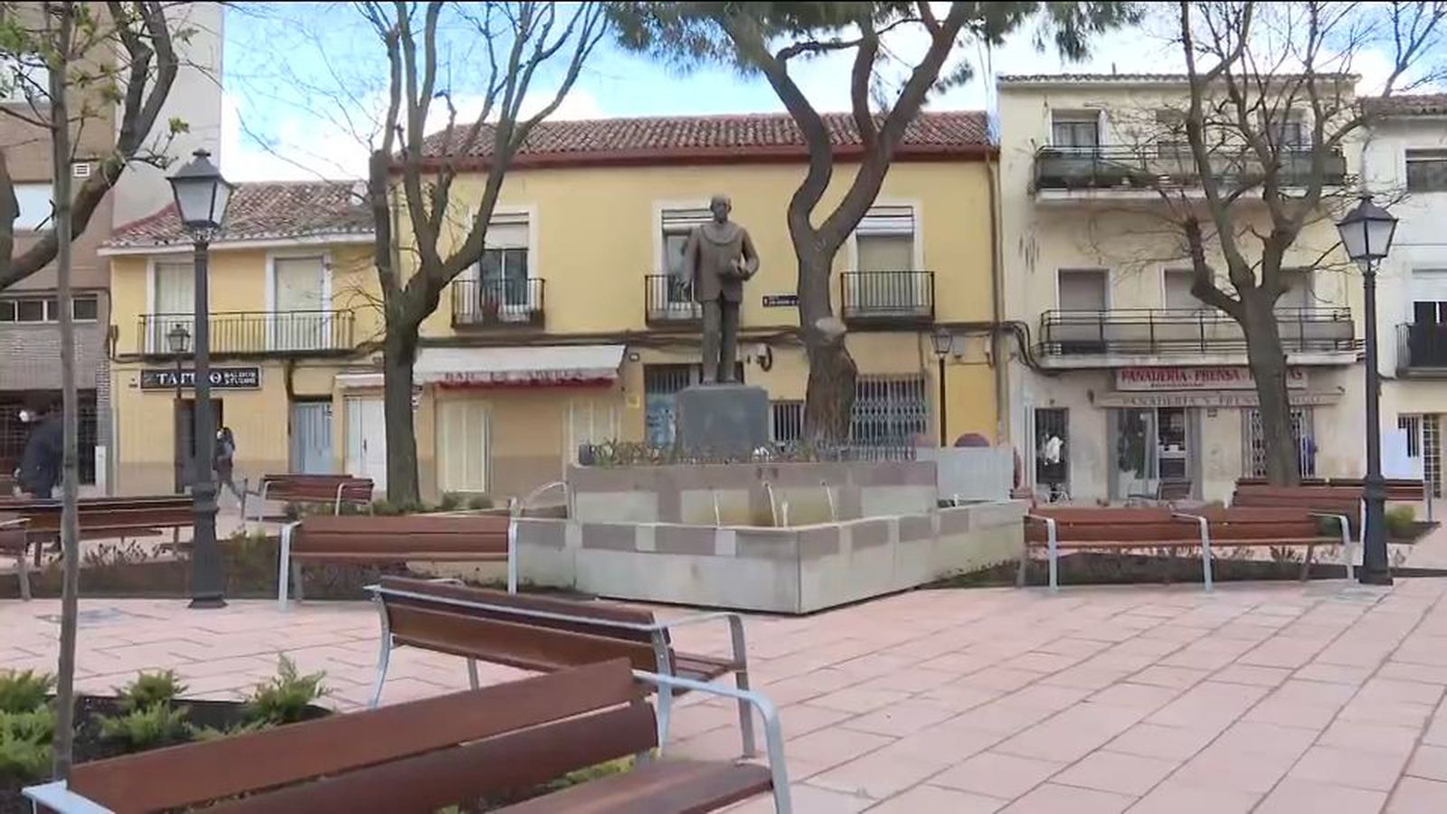 Remodelada la plaza Don Antonio de Andrés de Vicálvaro