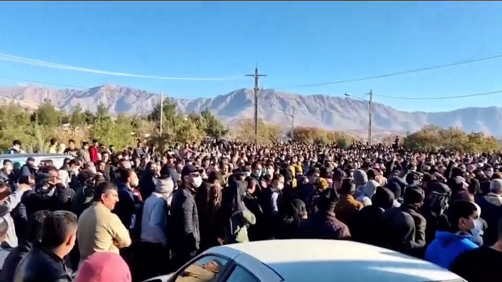 Irán amenaza con la horca a los que lideren las protestas contra la república islámica