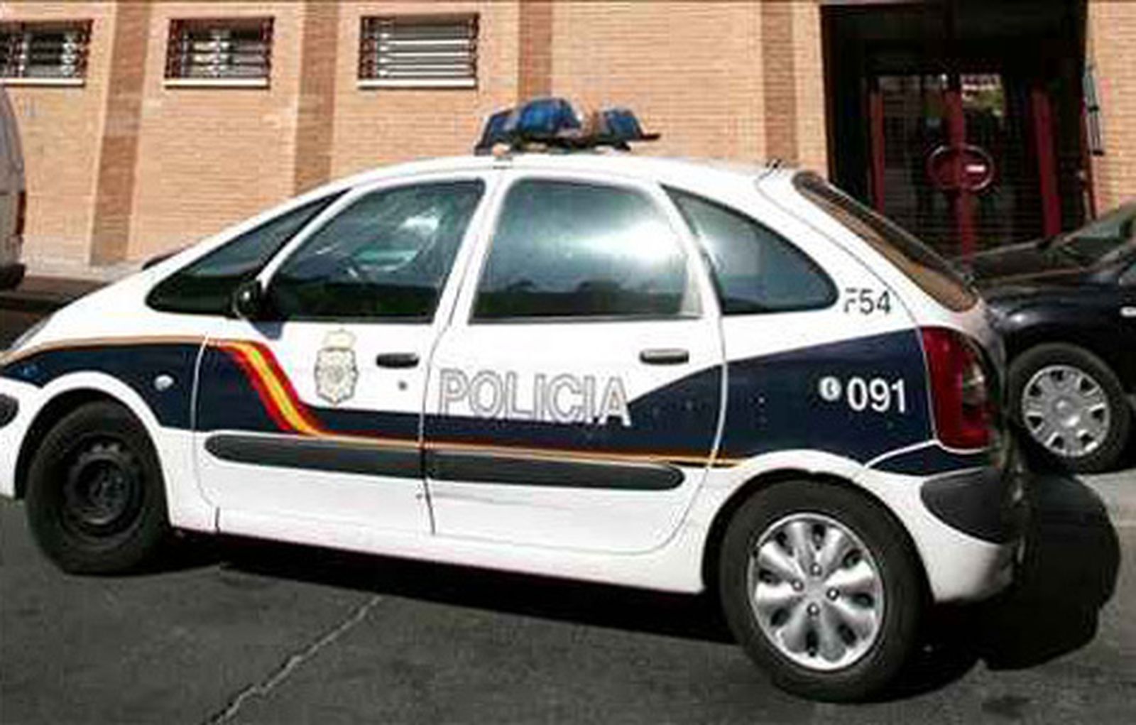 La Policía libera a una joven retenidas por sus hermanas para que ejerciera la prostitución