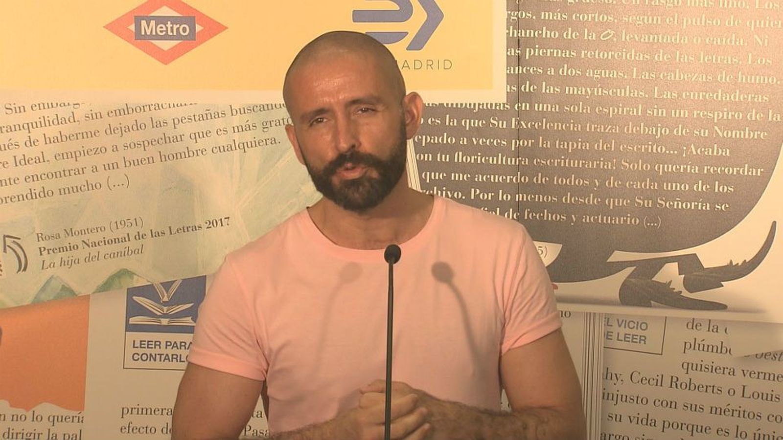 Los libros también viajan en el transporte público