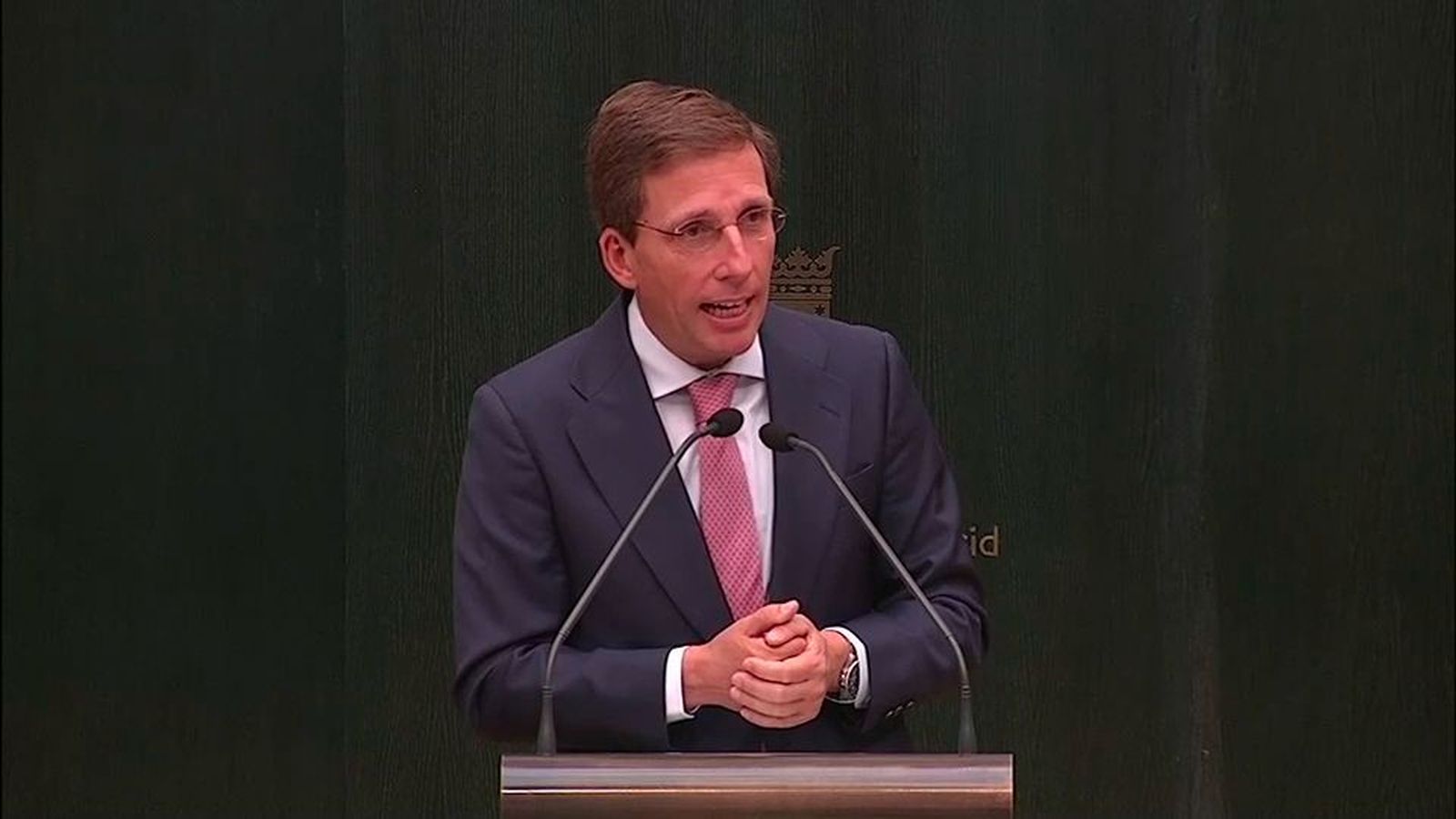 Almeida cuestiona a la oposición si se alegra de que Maricarmen vuelva a casa