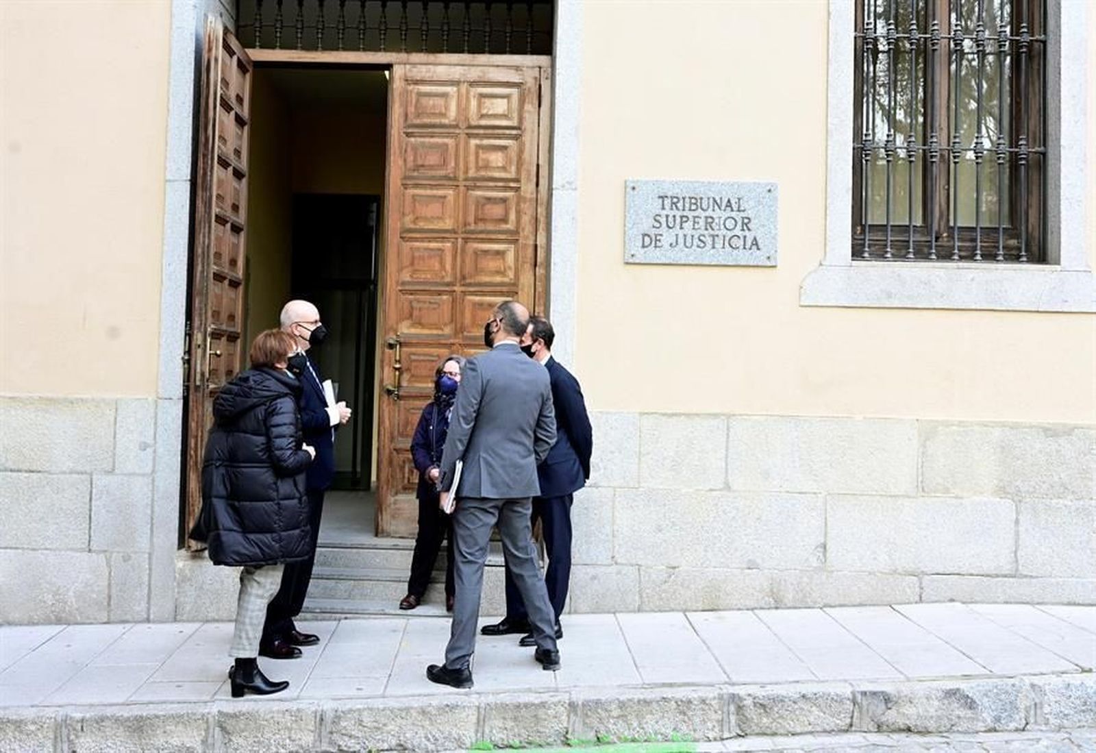 Así es el recurso para frenar las elecciones presentado ante el TSJM, que deberá decidir antes del martes
