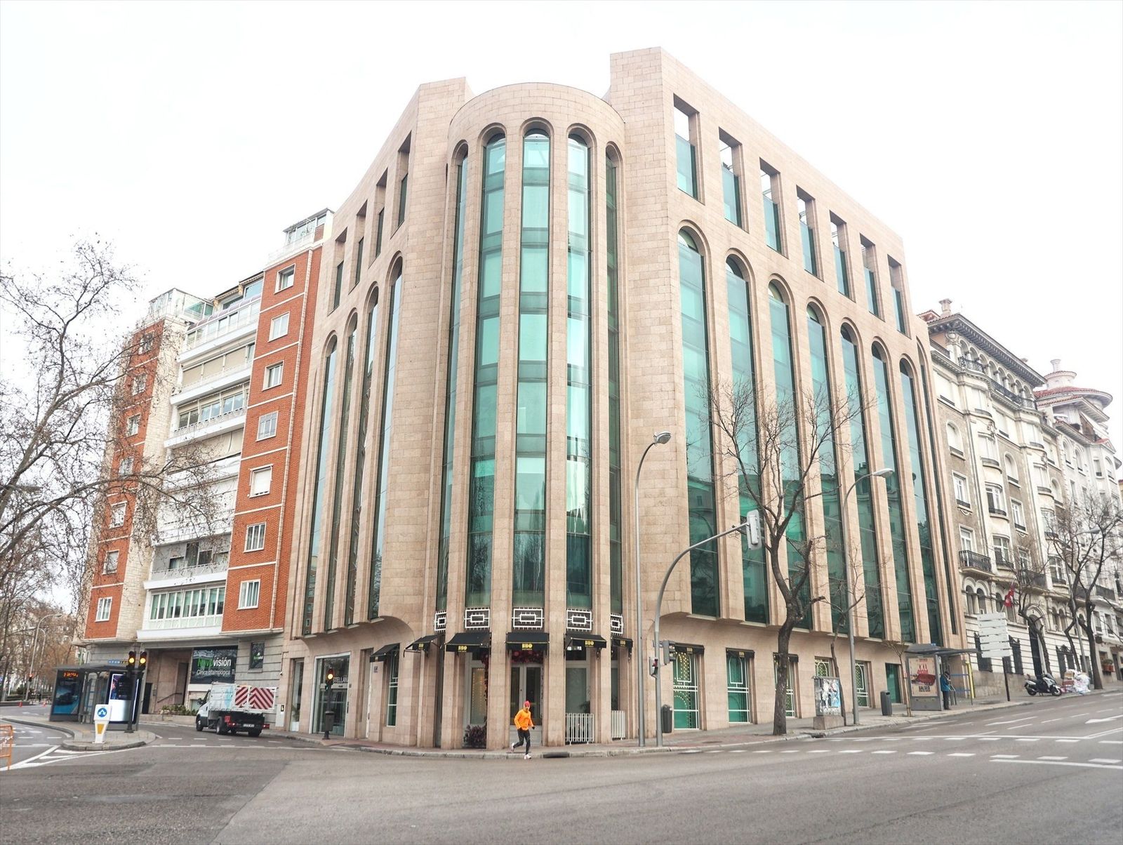 Colonial y Merlin, amenazan con salir de España si se aprueba la exención fiscal de las socimis
