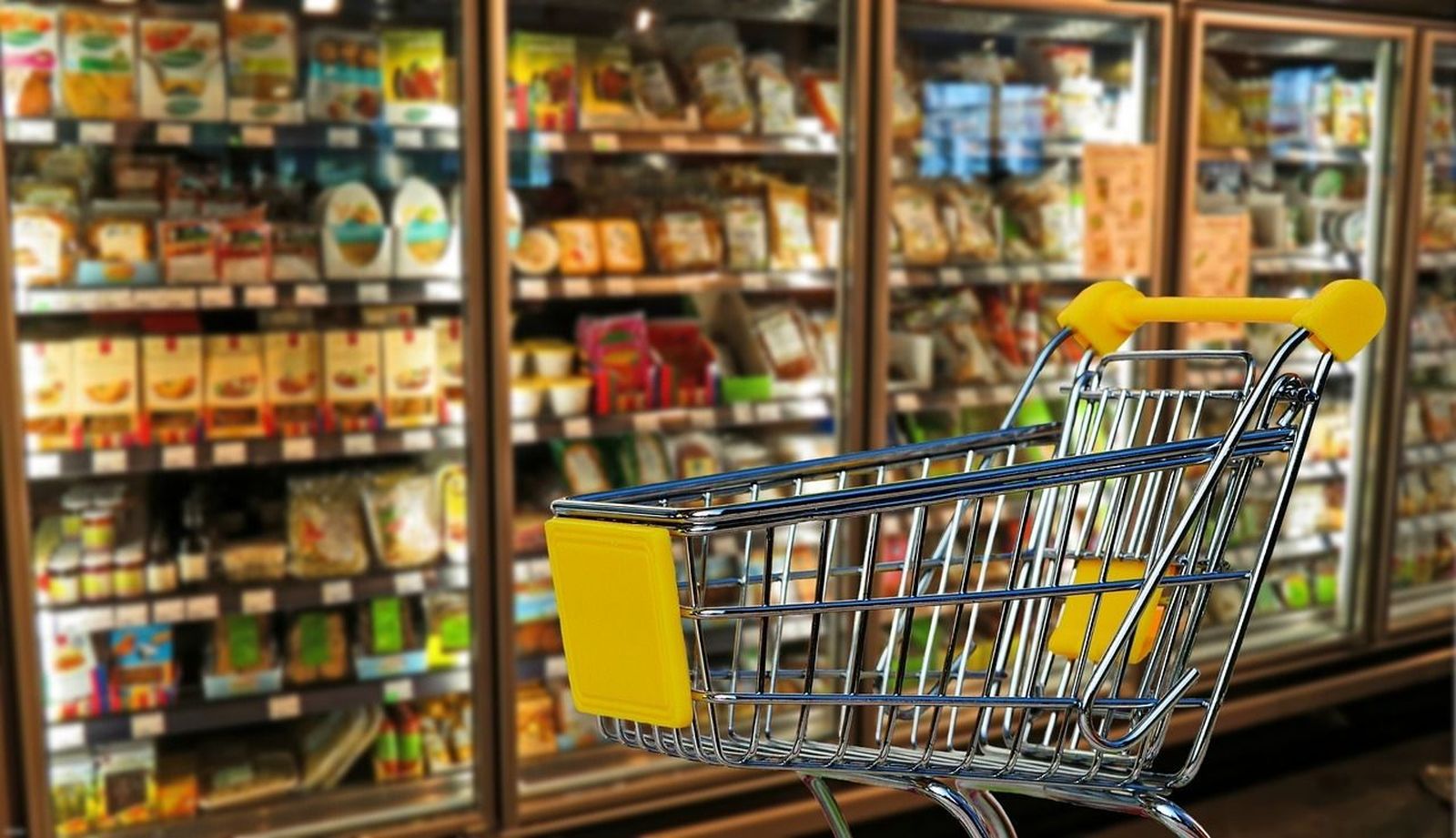 Arranca la 'Operación Despensa' en los supermercados: adiós a los alimentos del verano