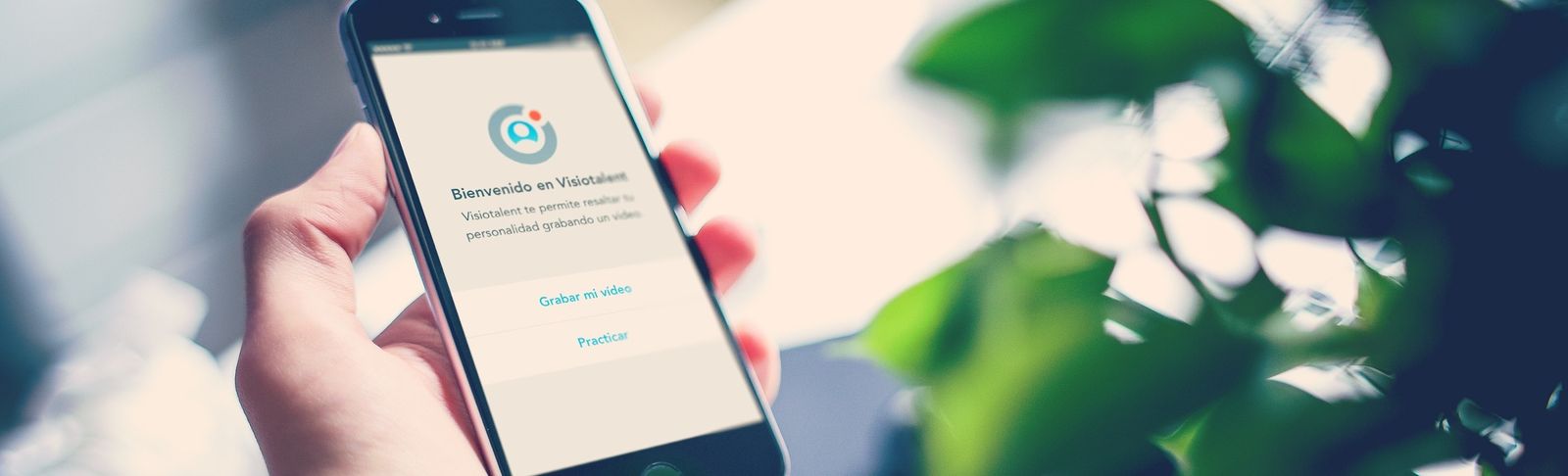 Orientación laboral: Cómo enfrentarse a una vídeo entrevista de trabajo a través de una aplicación