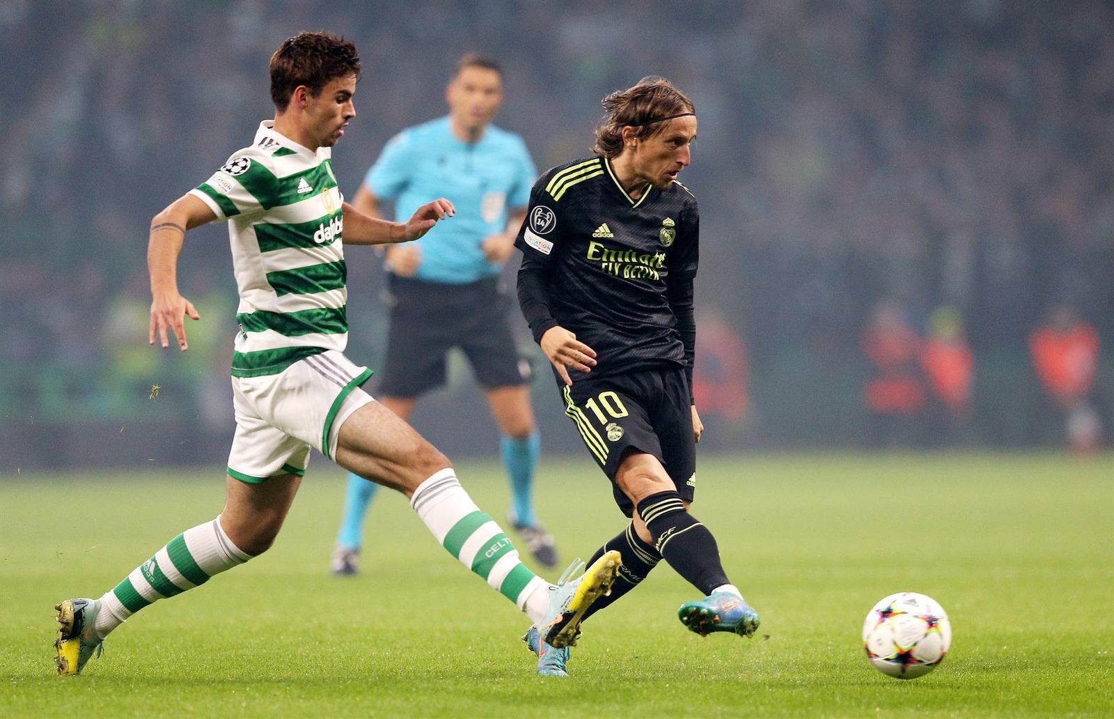 Modric ante el Celtic