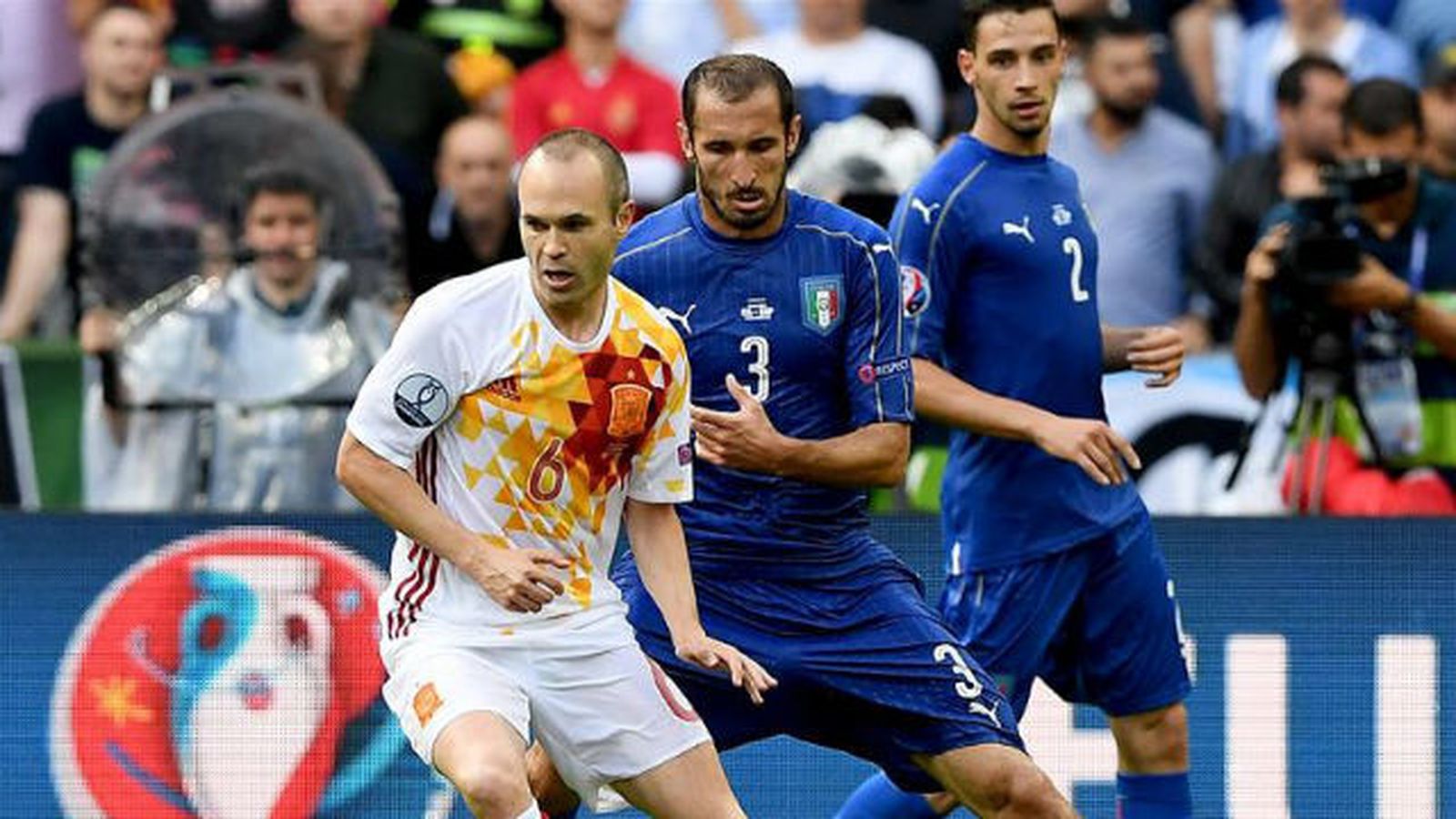 Andrés Iniesta ante Italia