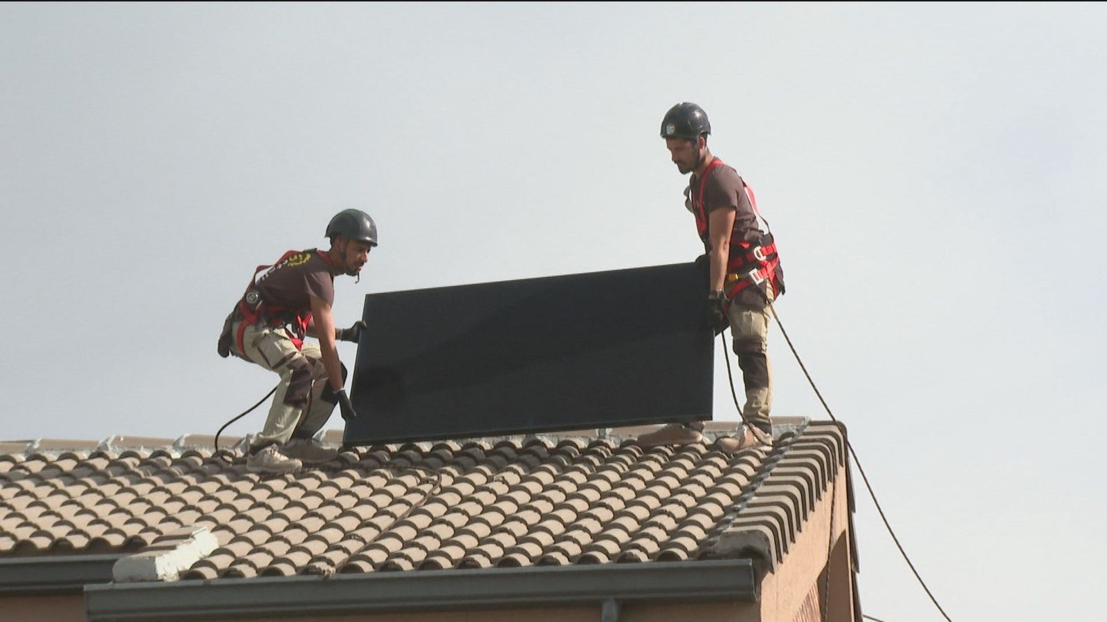 Energía solar en casa, respuesta al precio de la luz y sector en crecimiento