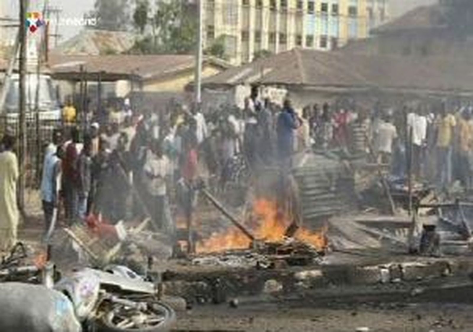 Treinta y ocho muertos tras un atentado junto a dos iglesias en Nigeria