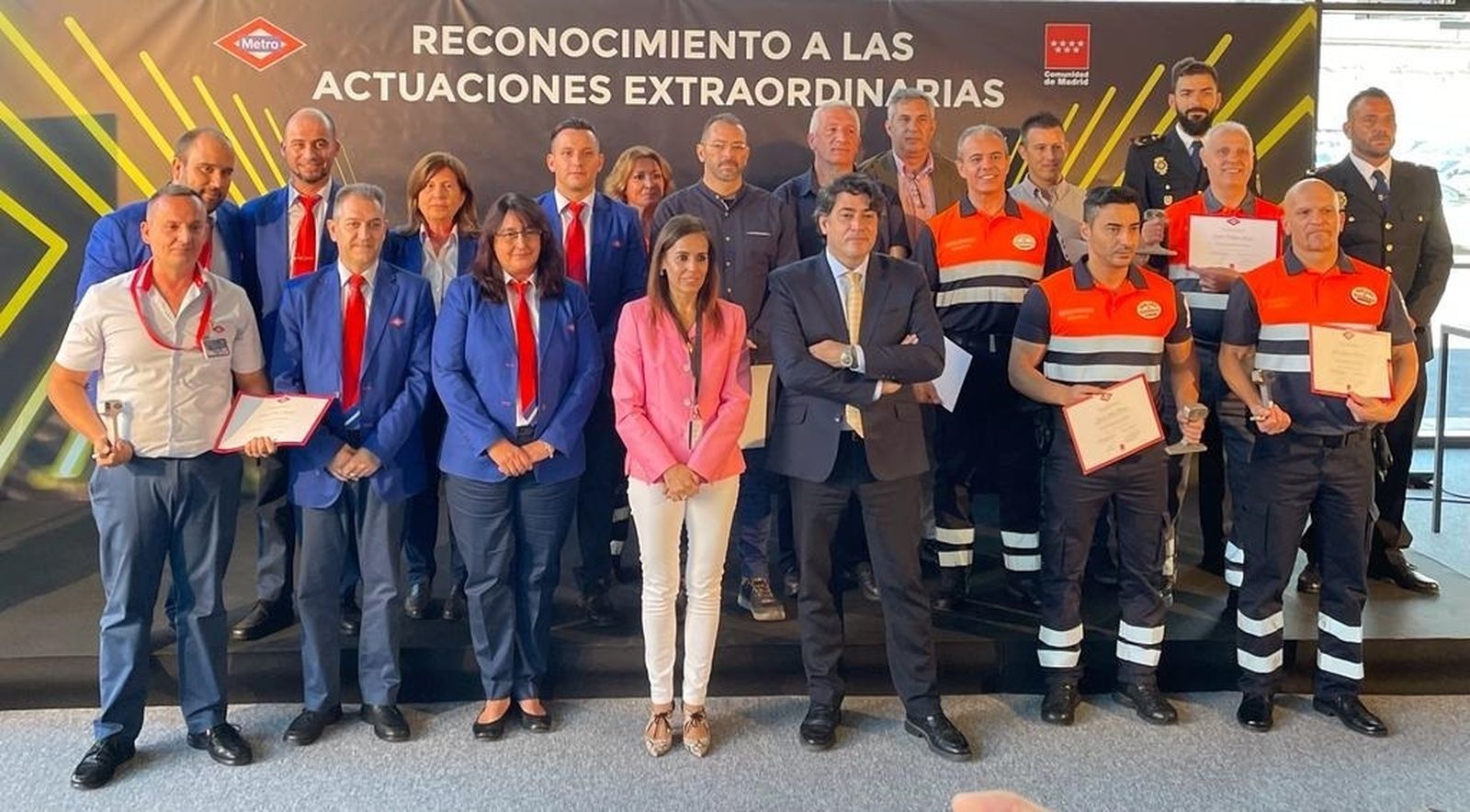 Metro reconoce a sus 'héroes'
