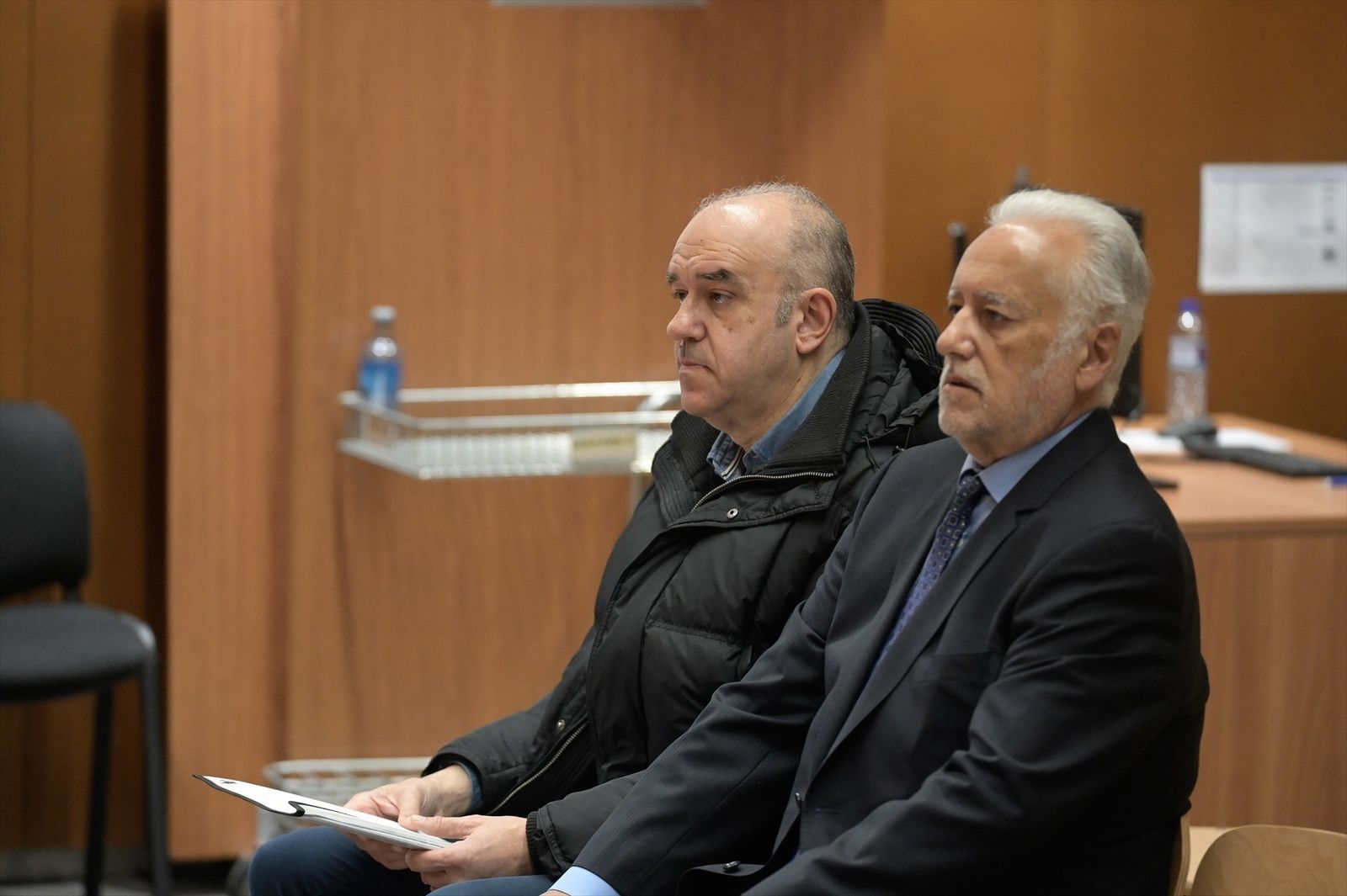 Manuel Reija (izda) y su hermano Miguel, en el juicio por quedarse  una Primitiva premiada con 4,7 millones