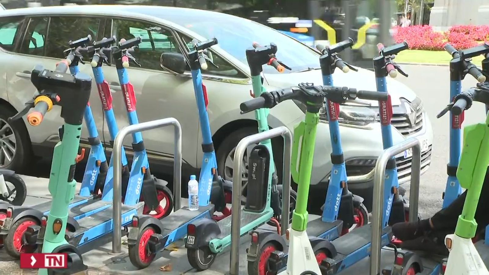 Madrid revoca los 6.000 patinetes de alquiler