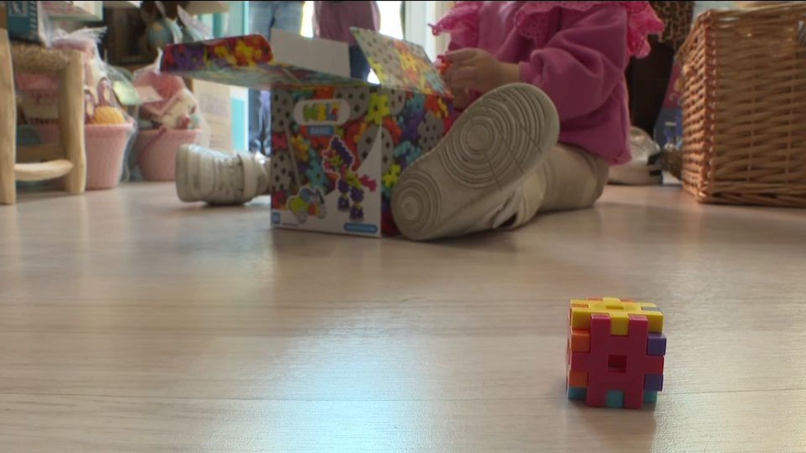 Un espacio en Fuenlabrada reivindica el juguete de toda vida para que los niños crezcan y aprendan jugando