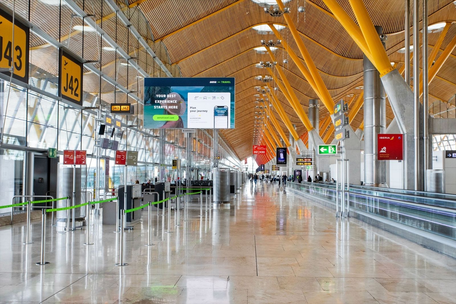 El Aeropuerto de Barajas cierra el mes de octubre con más de seis millones de pasajeros