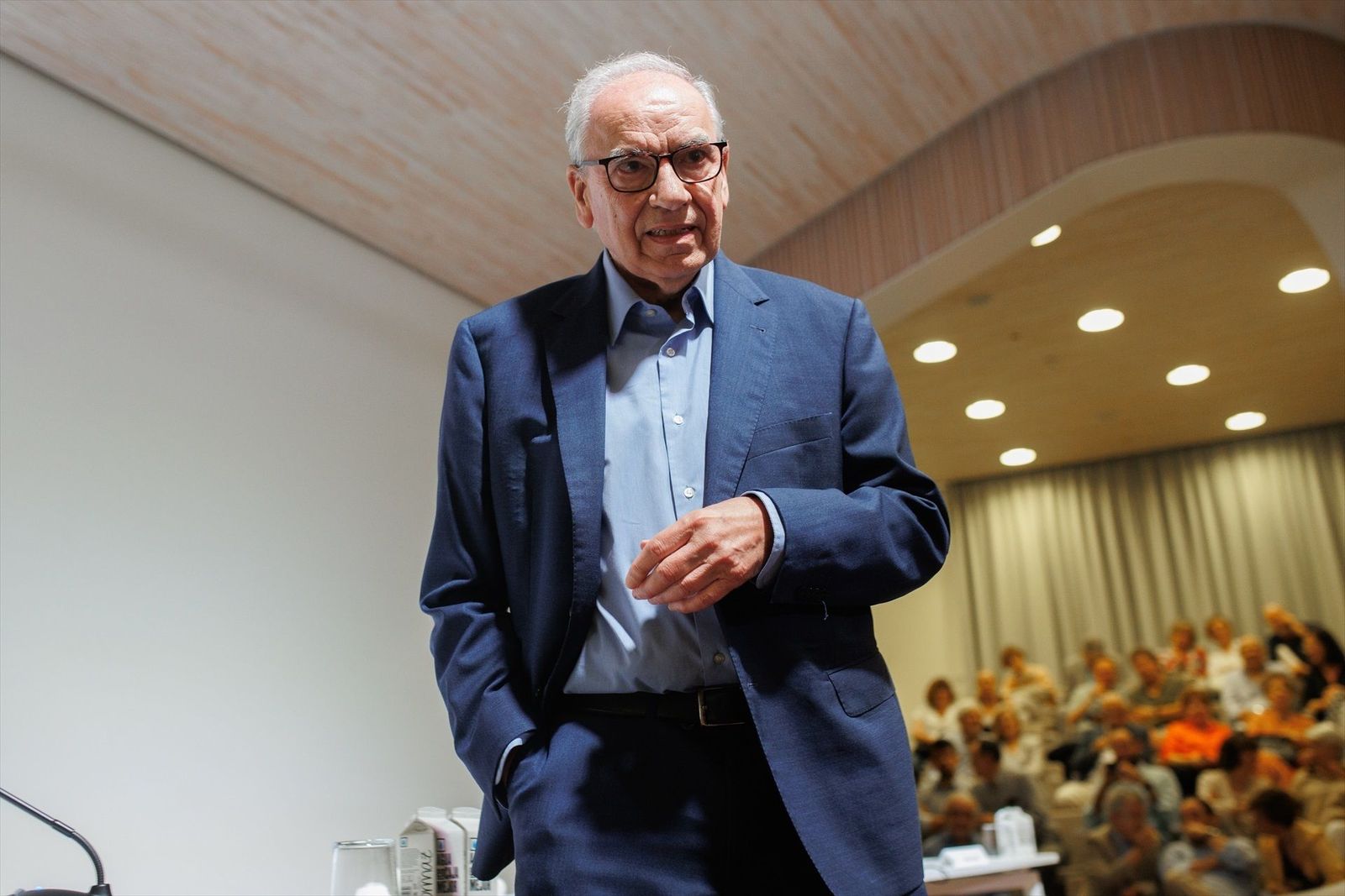Alfonso Guerra arremete contra los pactos de Sánchez con Podemos y Bildu