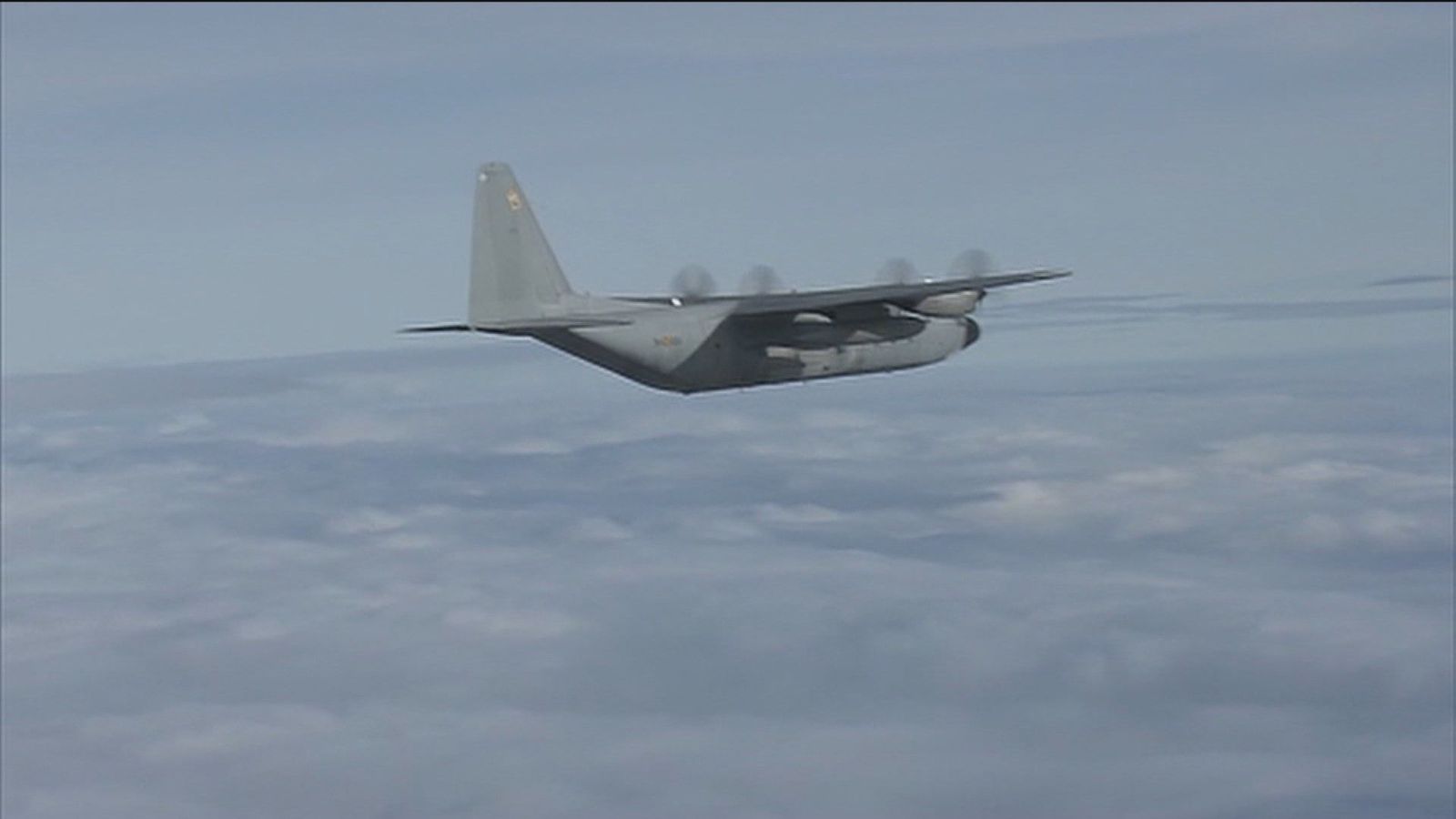 El Ejército del Aire rinde homenaje al mítico avión 'Hércules', jubilado tras 47 años de servicio