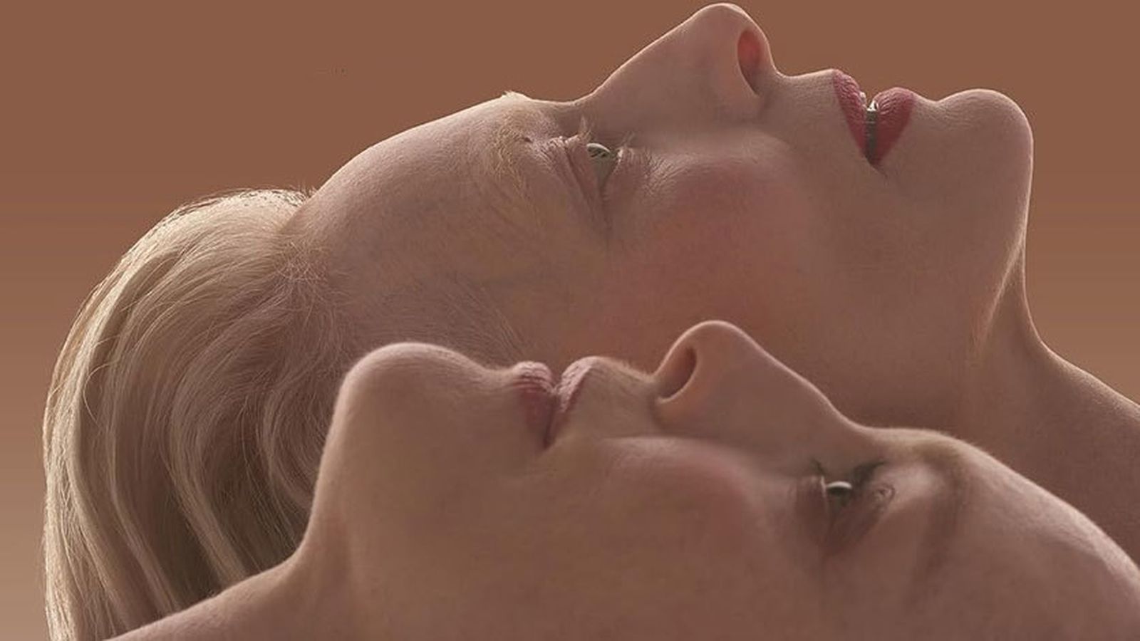 Tilda Swinton y Julianne Moore en 'La habitación de al lado’