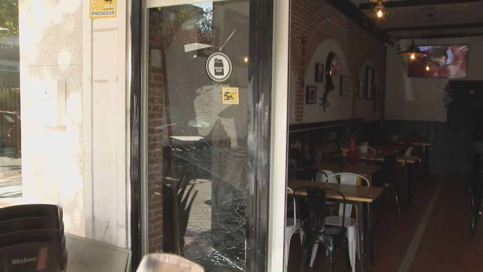 Vuelven a robar a 'alcantarillazo limpio', esta vez en una hamburguesería de Rivas