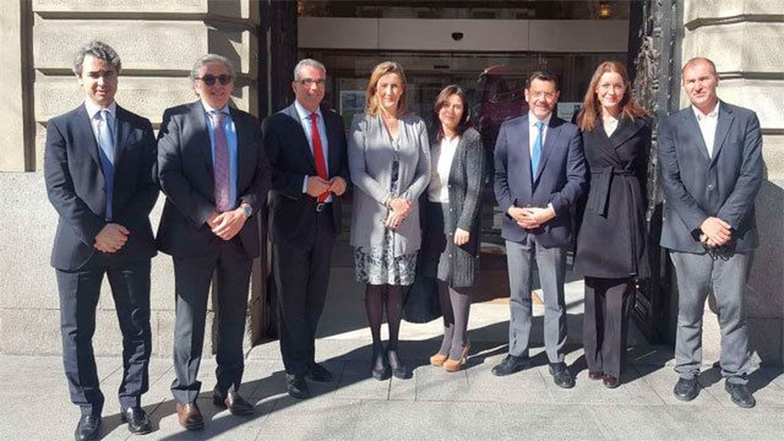 La Comunidad asegura "estar cumpliendo con la ley" en el tema del autobús de Hazte Oír