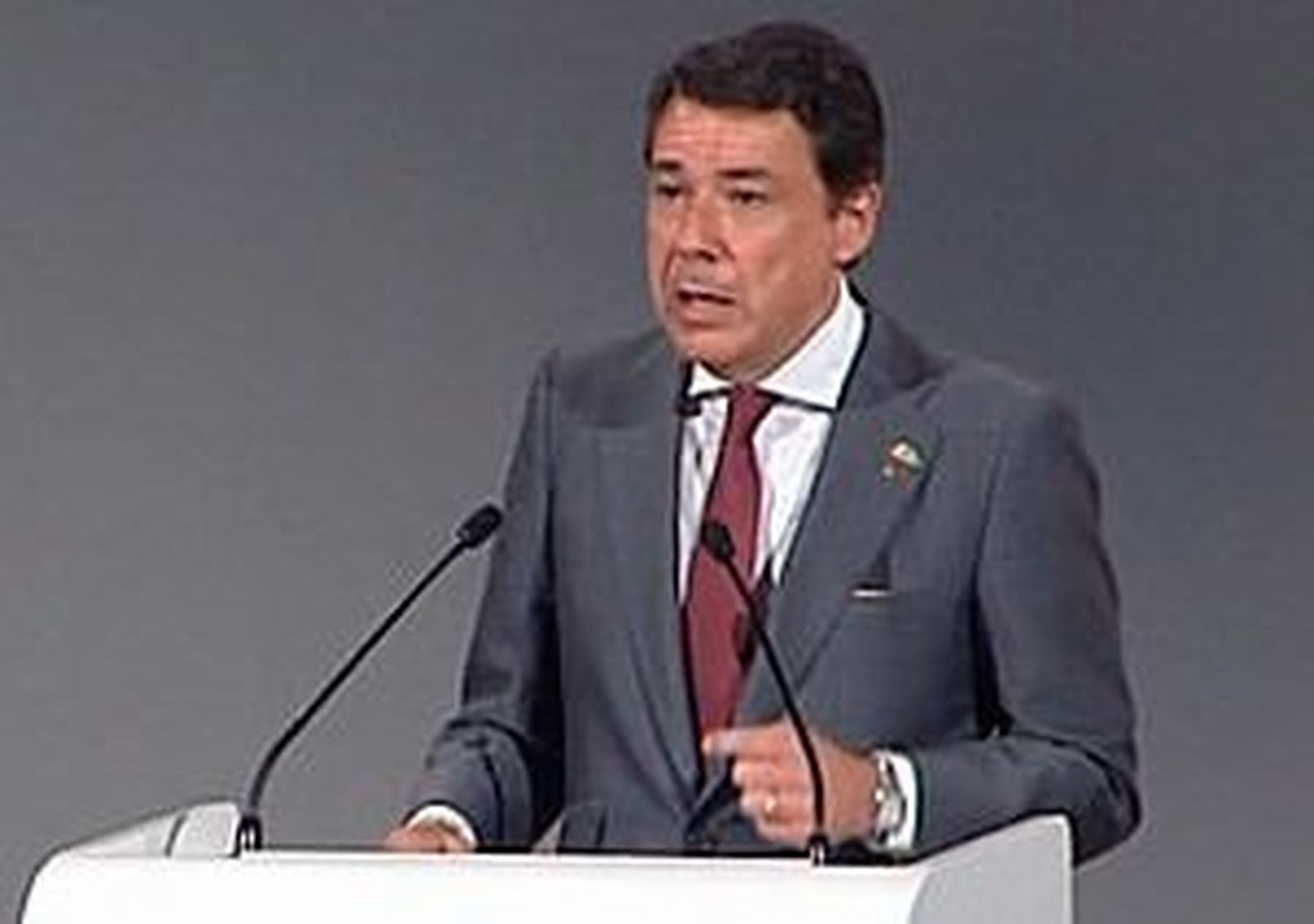 Ignacio González pide ayuda a los empresarios para acabar con la injusta financiación regional