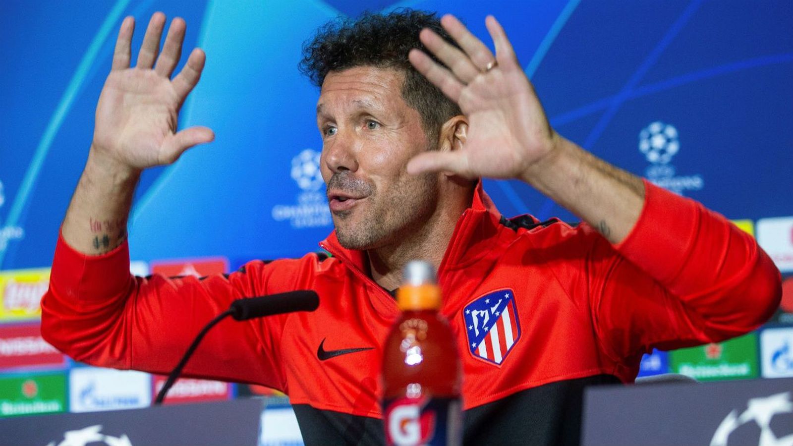 Simeone: "Juventus es un equipo muy competitivo y muy fuerte"