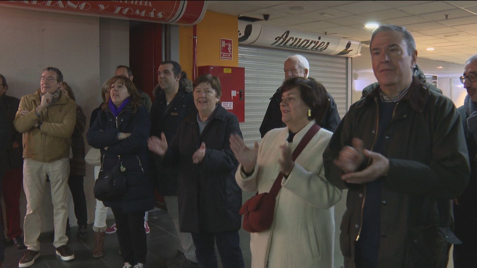 Los últimos del Mercado de Torrijos se rebelan al cierre: "No nos moverán"
