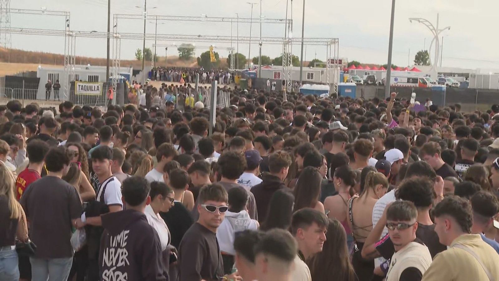Caos y aglomeraciones en el Puro Latino Fest de Arganda del Rey: "Pudo ocurrir algo grave"