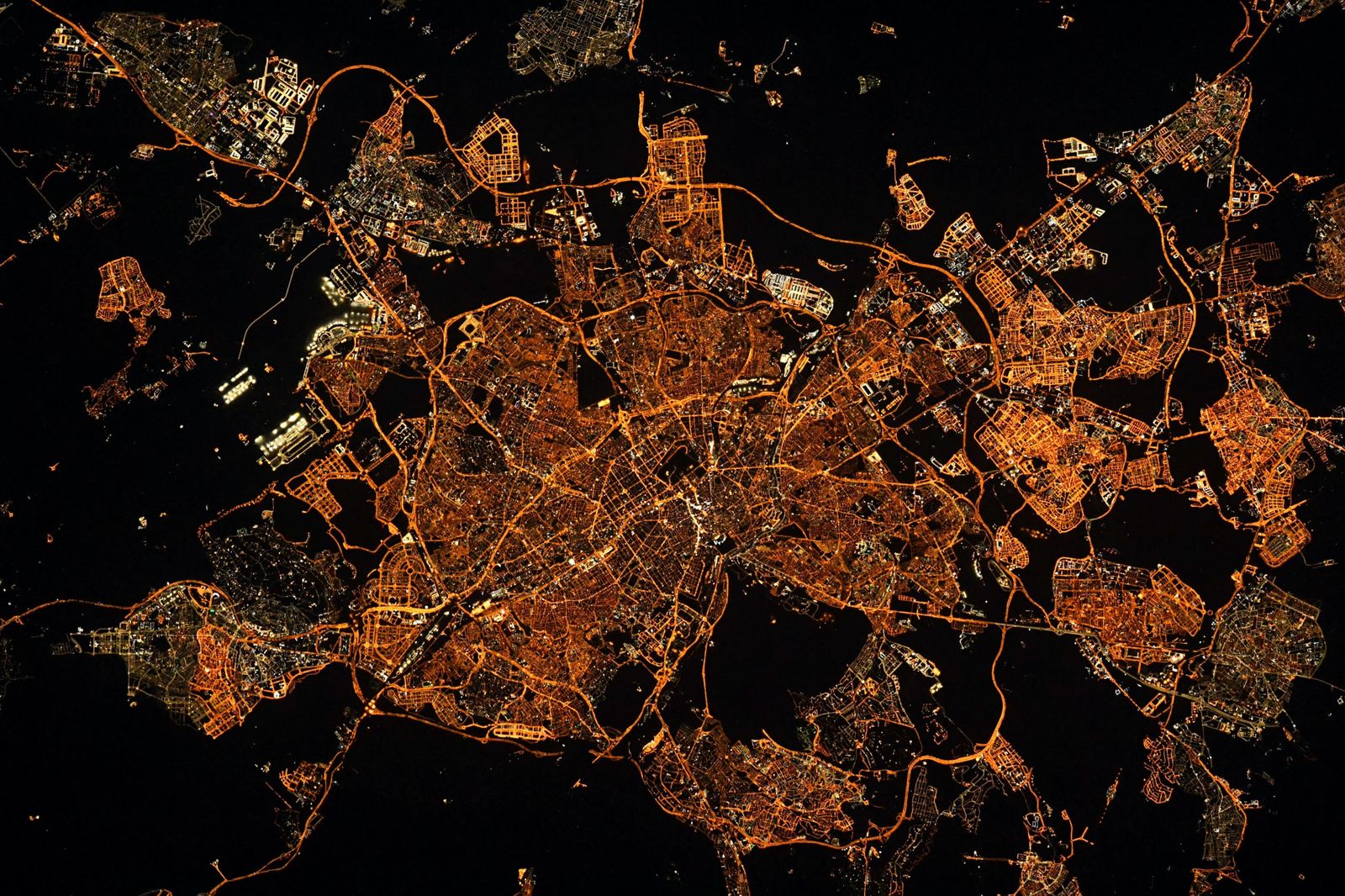 Vista nocturna de Madrid desde la Estación Espacial Internacional