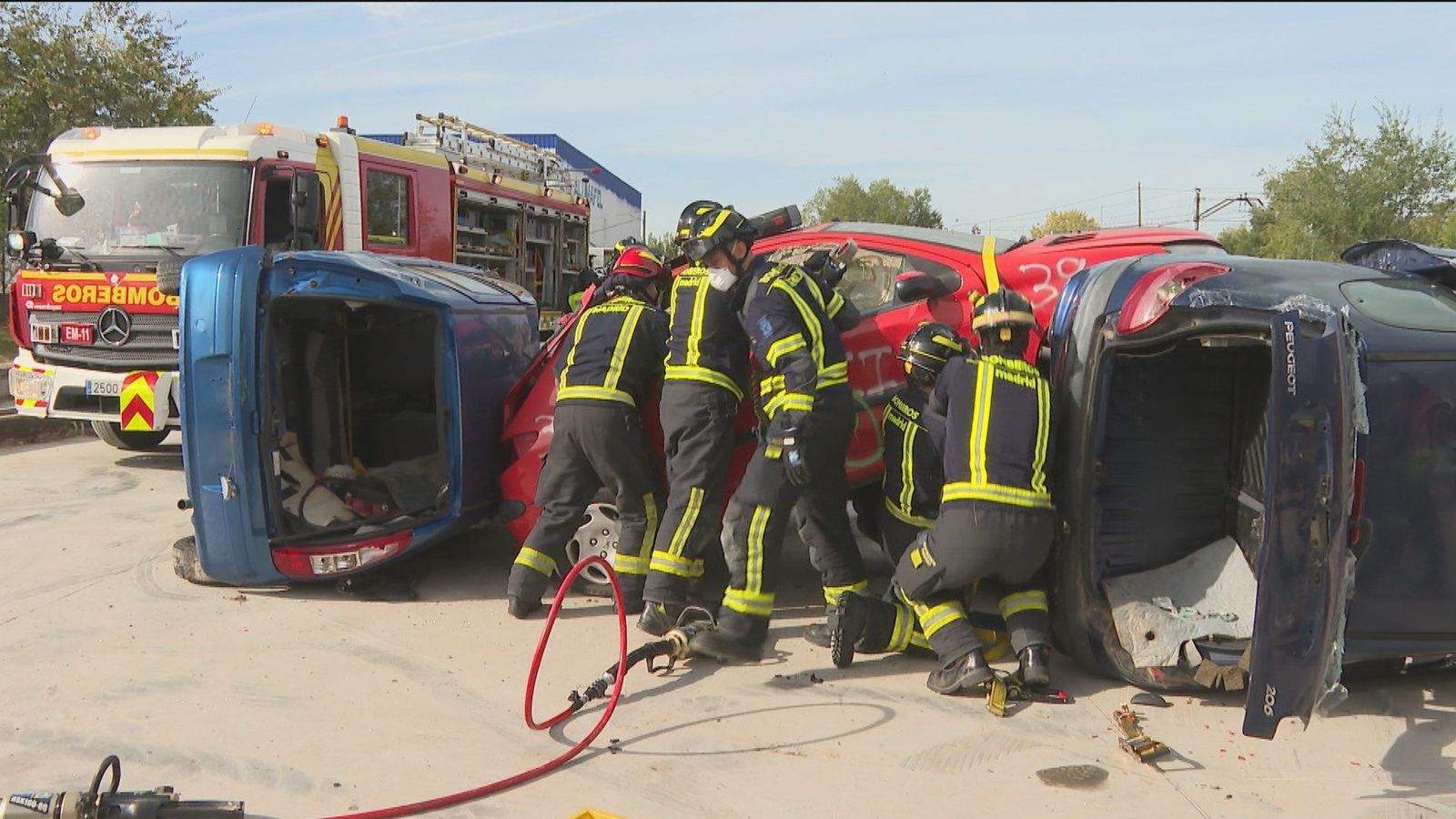 Bomberos de Madrid y de la Comunidad entrenan juntos procedimientos de actuación