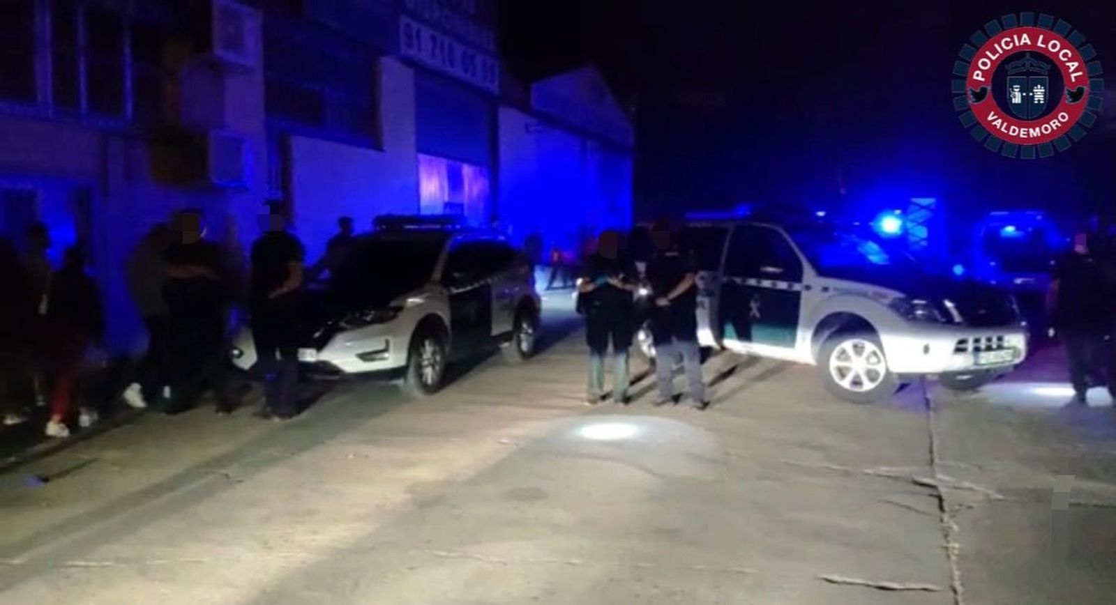 Agentes de Guardia Civil apoyan a la Policía Local de Valdemoro en un macrobotellón
