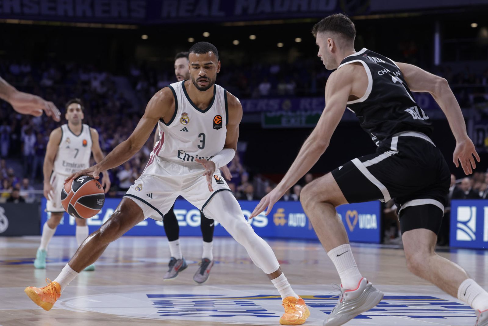 Timothé Luwawu-Cabarrot ante el Partizán
