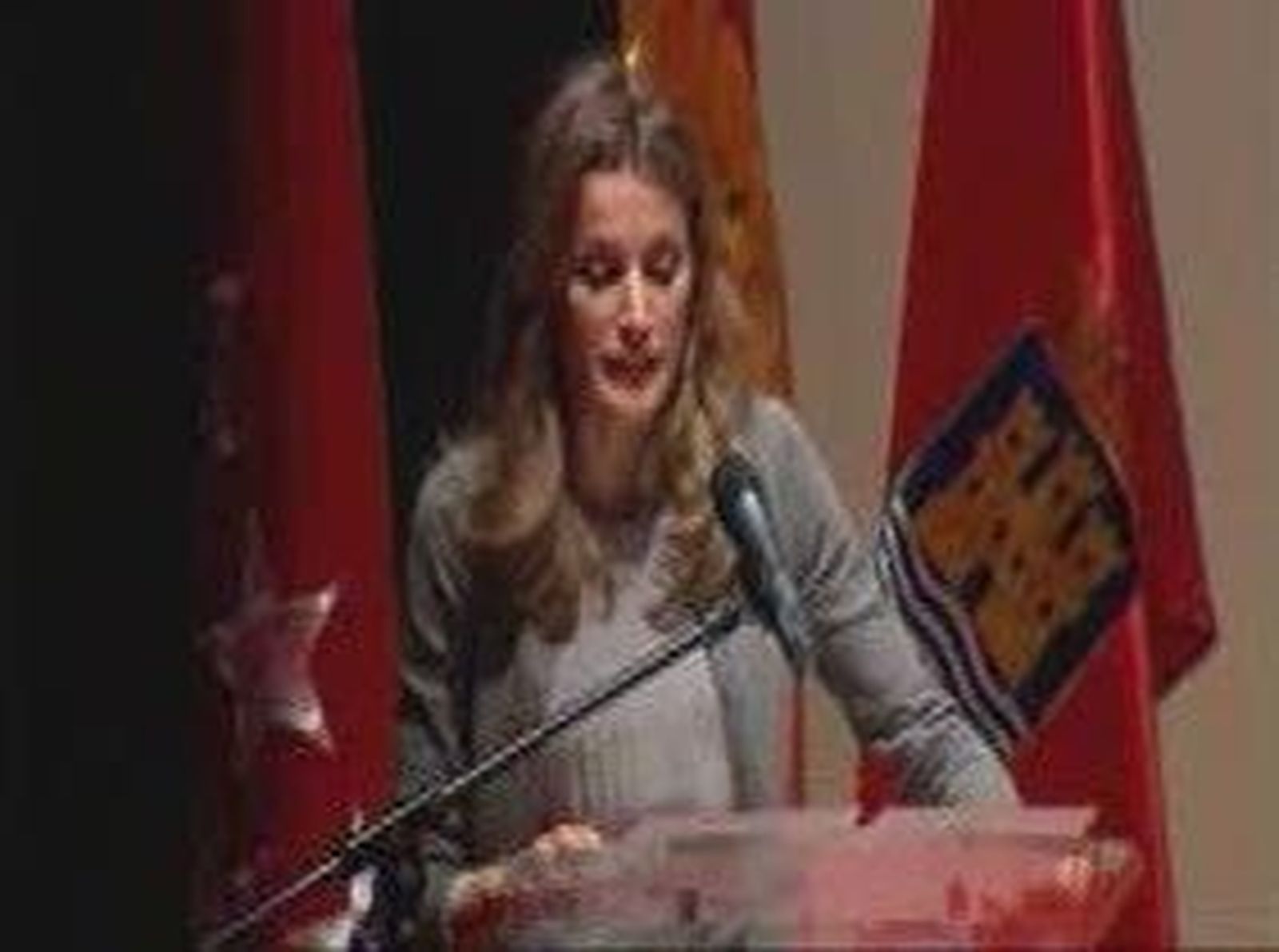 La Princesa de Asturias entrega el Cervantes "chico"