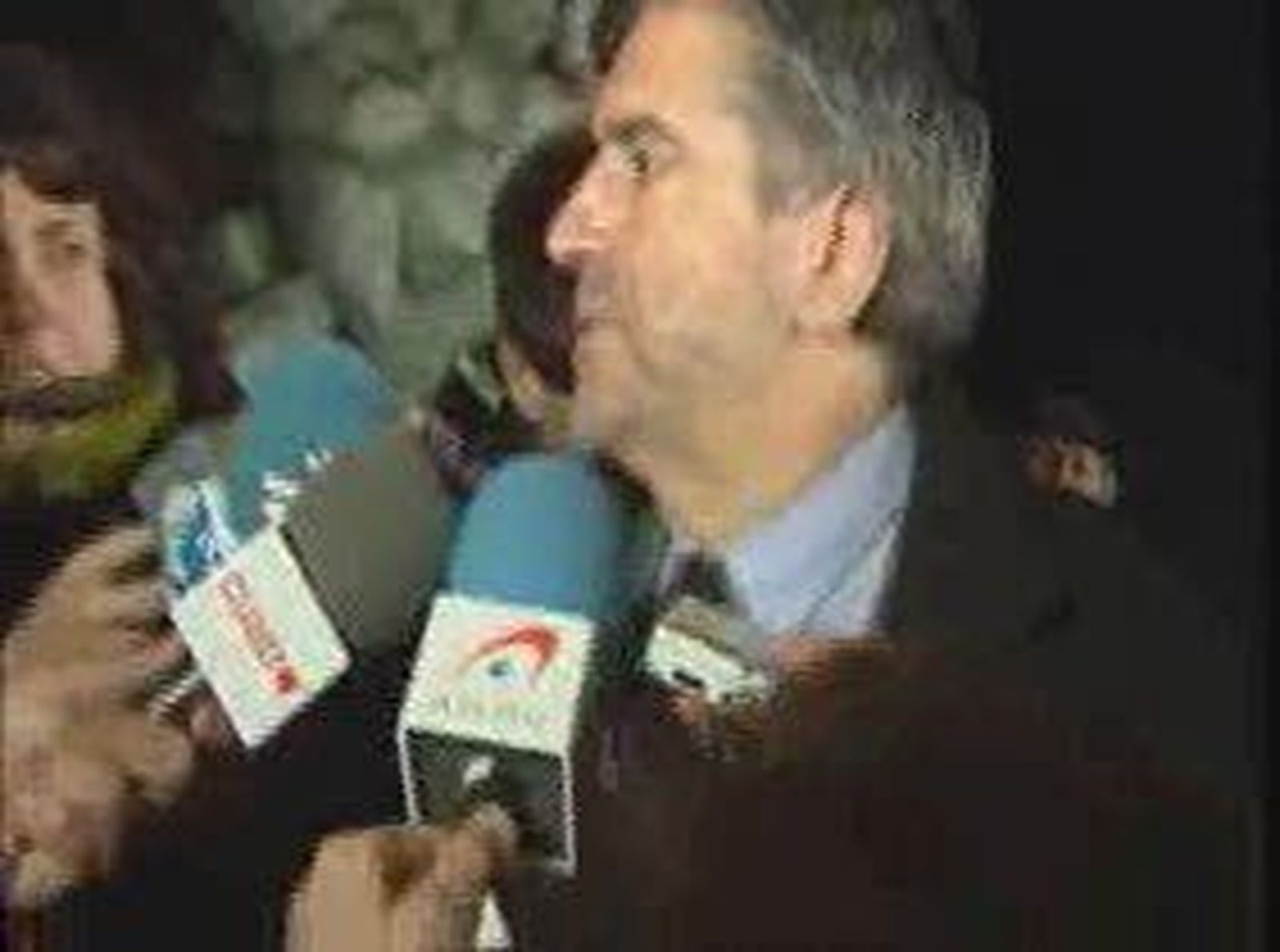 lopez_defiende_20101111V0.wmv
