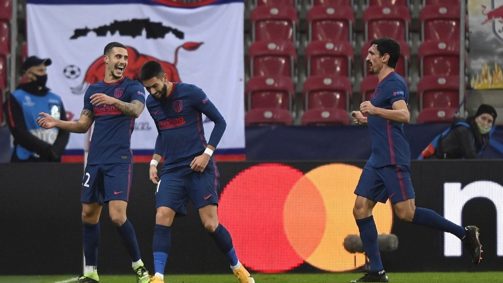 Mario Hermoso, Carrasco y Savic