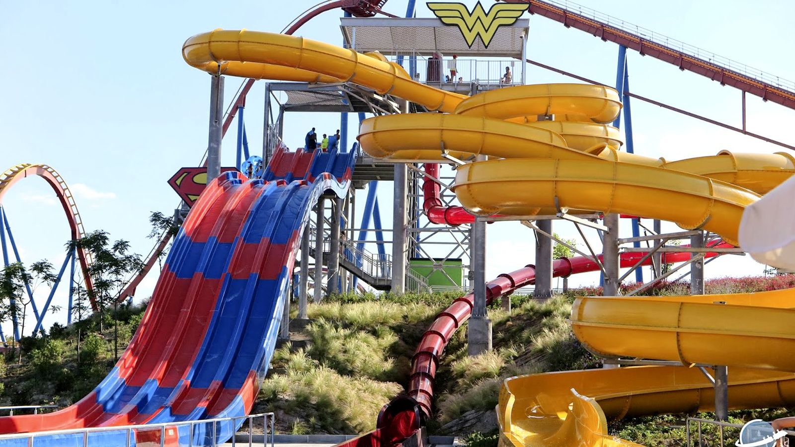 Así controla el Parque Warner la seguridad de sus toboganes