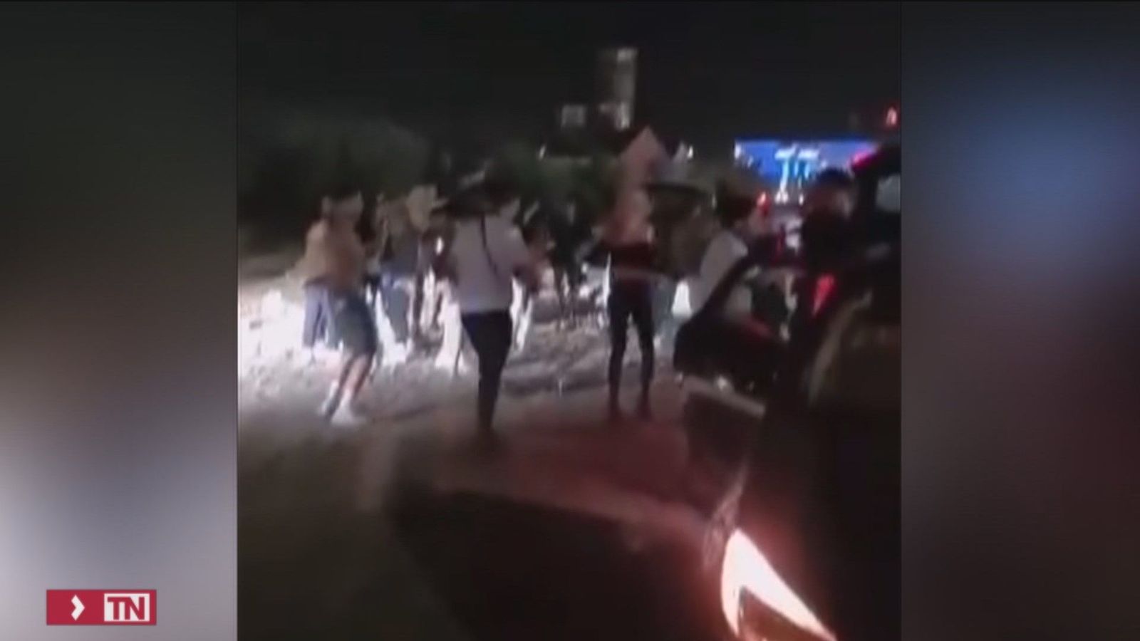 Hartos en Humanes de las fiestas en un polígono