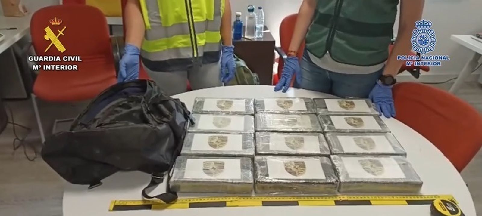 Cae una banda que introducía cocaína en Barajas