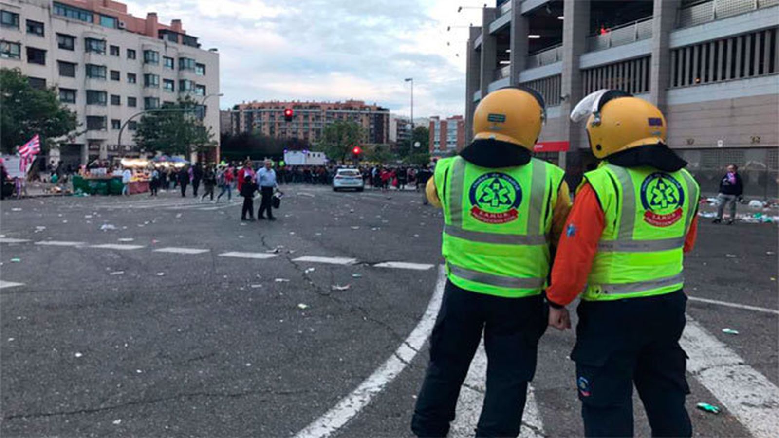 Efectivos del SAMUR en el Calderón