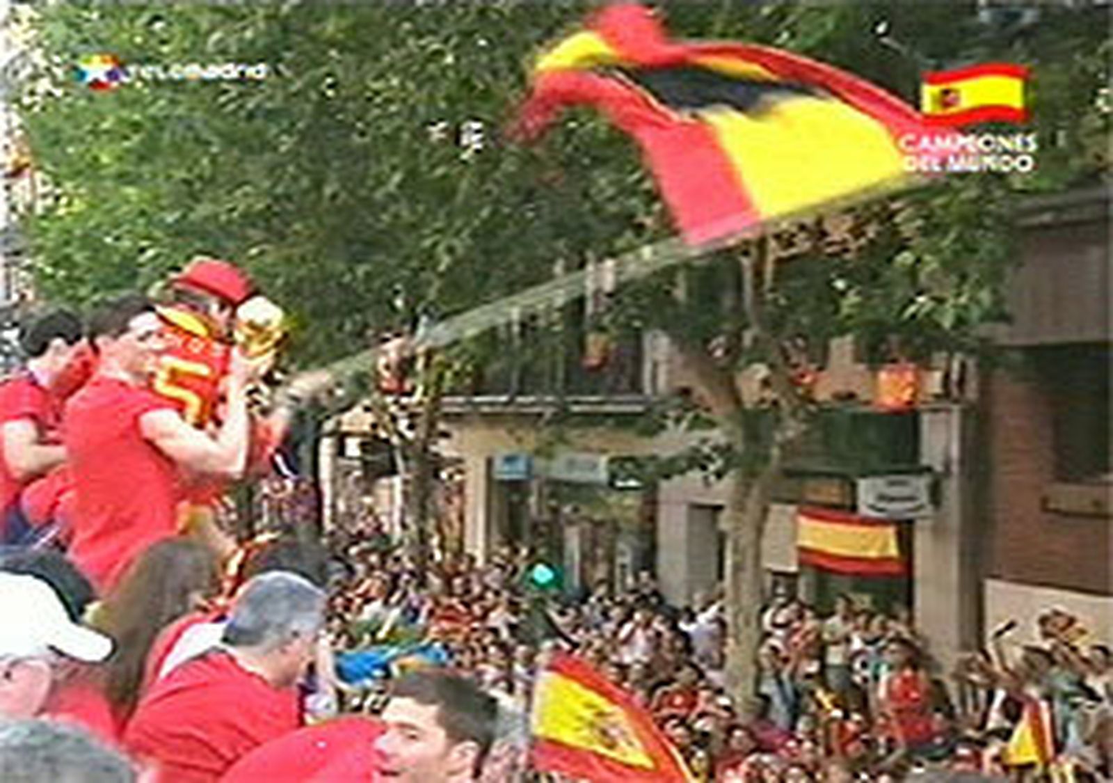 Imagenes de la recepción y celebraciones a la selección nacional de fútbol tras la consecució