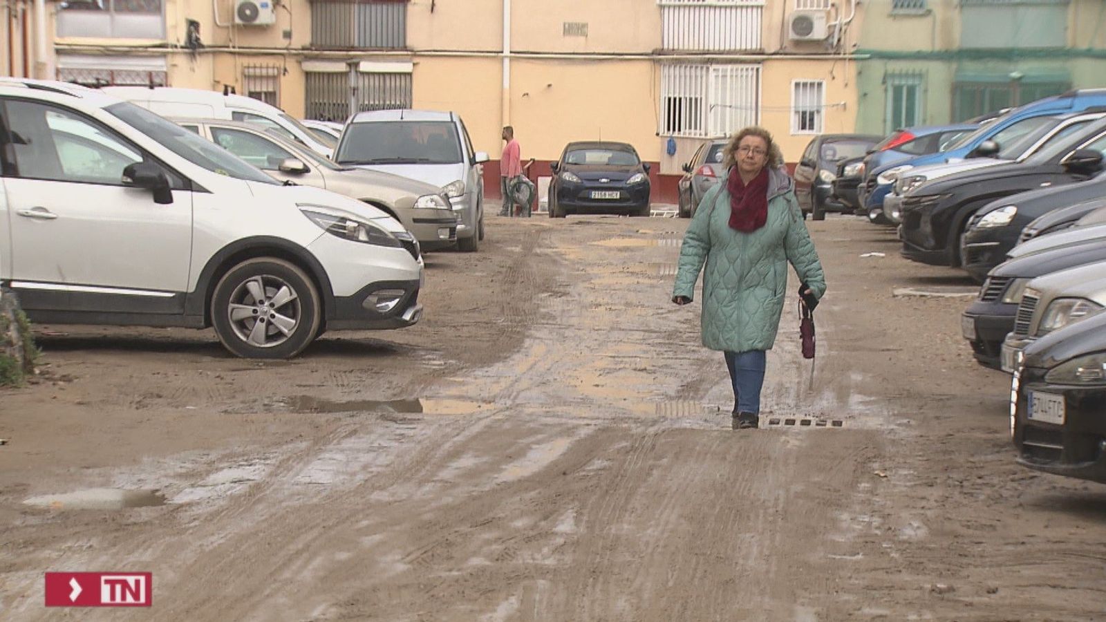 Los vecinos de la Colonia Experimental de Villaverde llevan 20 años esperando reconstruir sus casas
