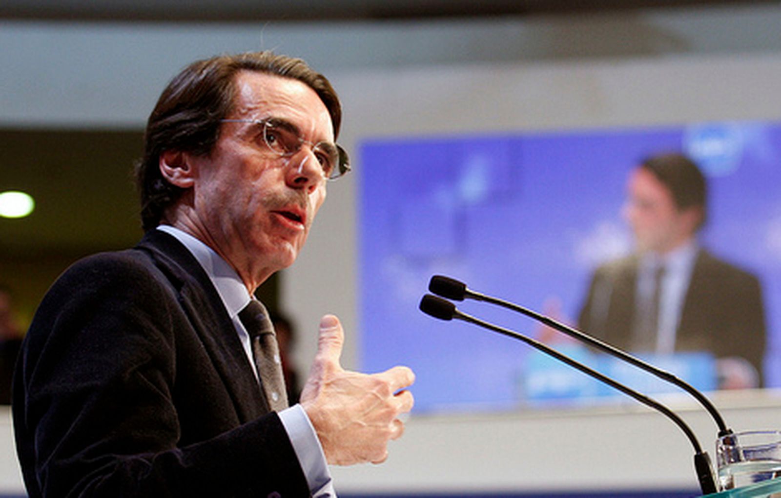aznar_470_carru