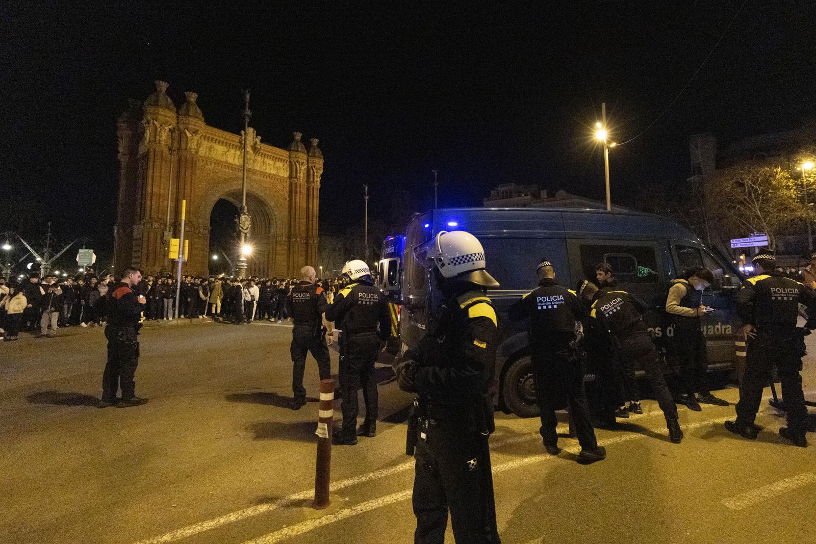 Cinco detenidos en Barcelona tras un encuentro de 'therians' que acaba con incidentes
