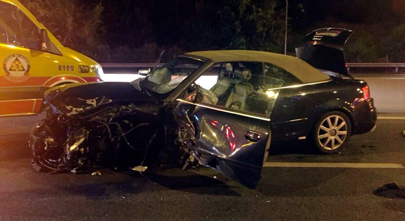 Coche accidentado del connductor, que circula en sentido contrario en la M-30 y chocó contra 4 vehículos
