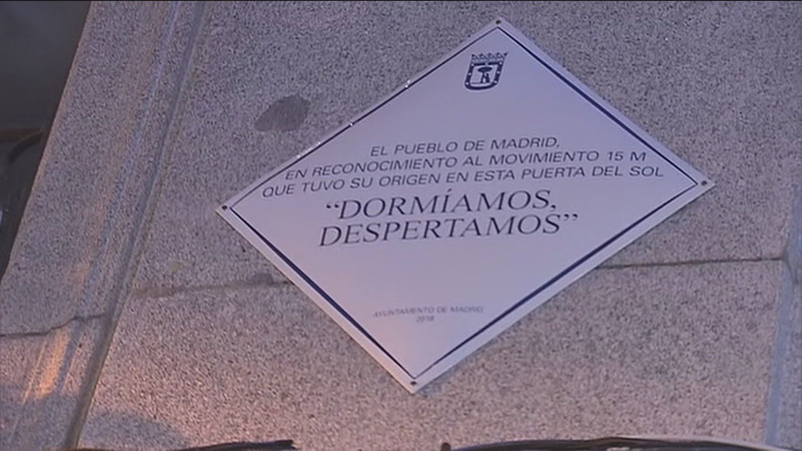 El lema del 15M 'Dormíamos, despertamos' vuelve a Sol casi 8 años después